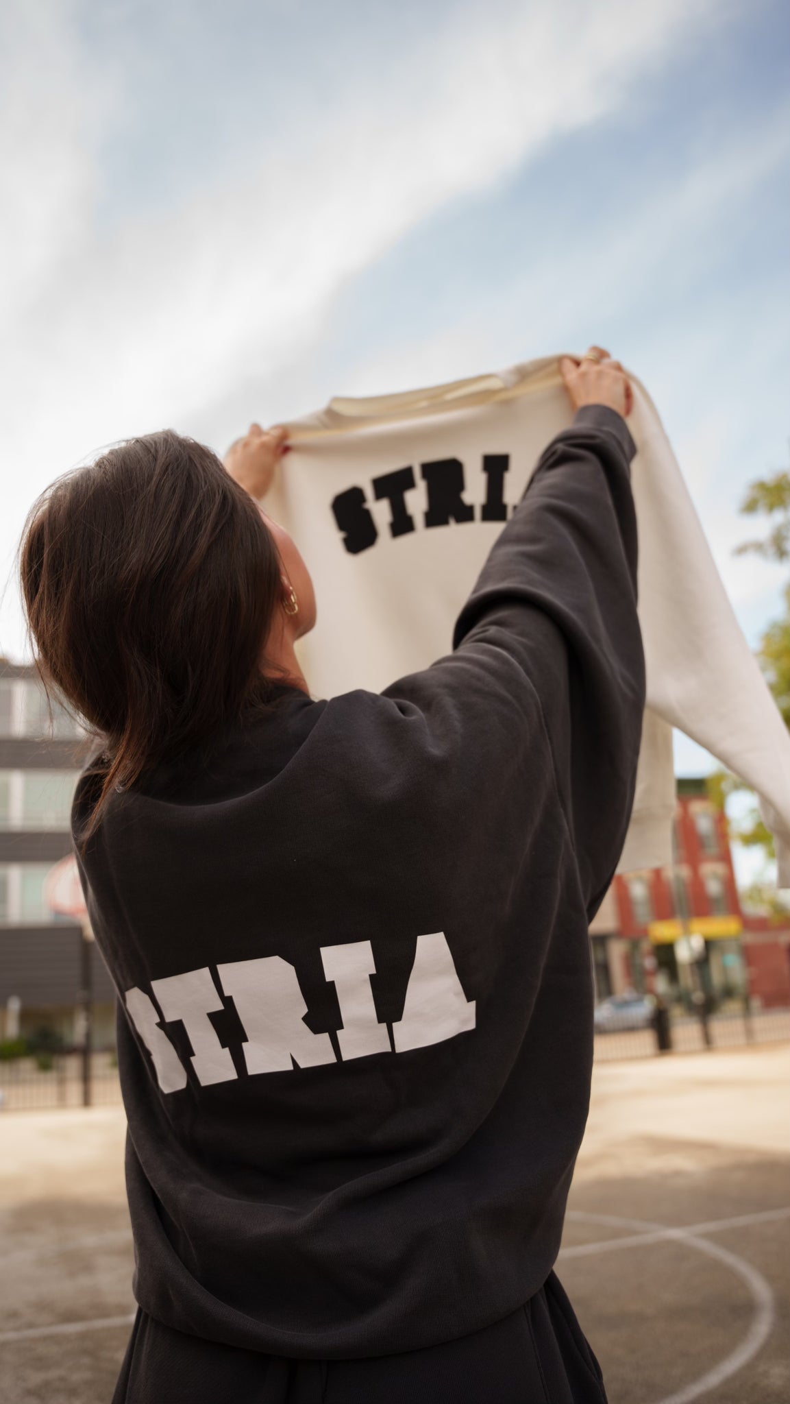 'Home For The Winter' White Crewneck